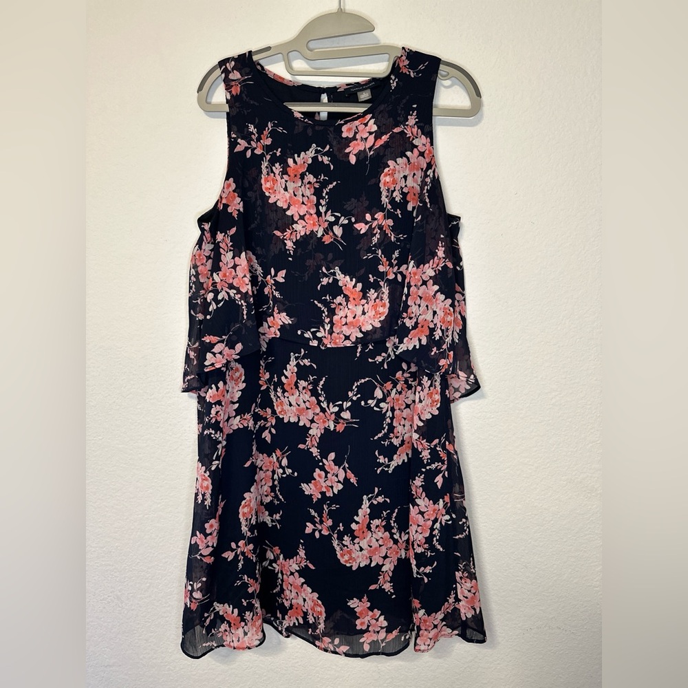 Tommy Hilfiger Size 6 Navy/Pink Chiffon Dress - Picture 5 of 9